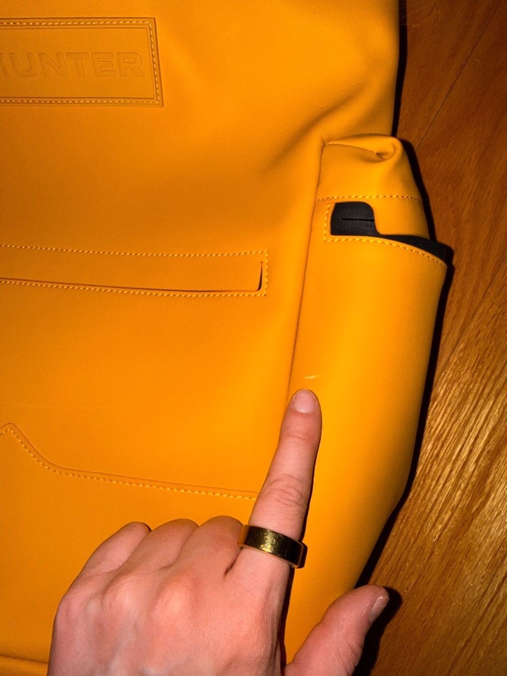 Hunter Original Rubberized Leather Backpack Yellow Genuine Leather Waterproof - Picture 5 of 8